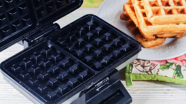 How to Clean a Waffle Iron with Removable Plates